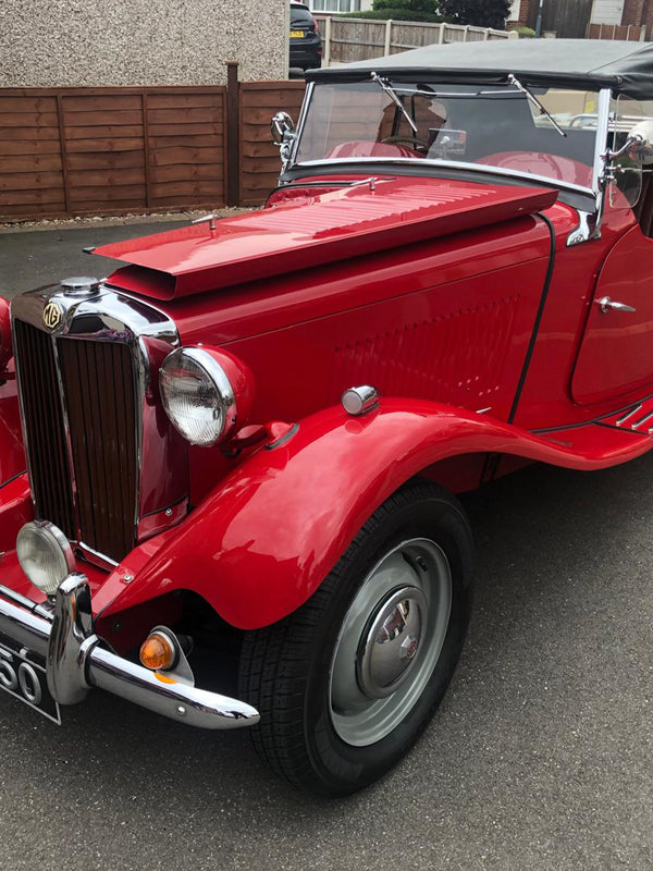 MG TD Roadster in Red 1950