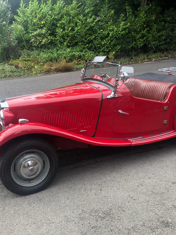 MG TD Roadster in Red 1950