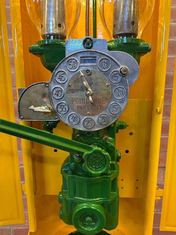 BP Energic Petrol Pump with Glass Globe