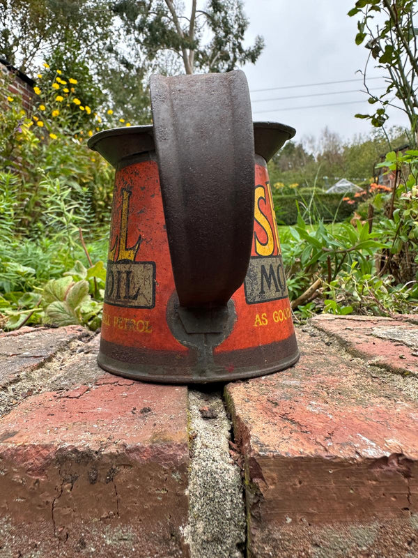 Shell 1 Pint Oil Pourer