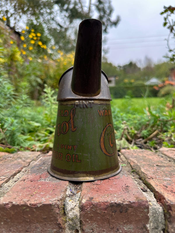 Castrol 1 Pint Oil Pourer