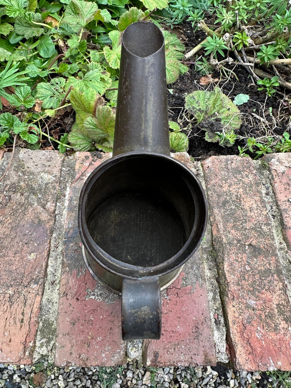 Castrol 1 Pint Oil Pourer