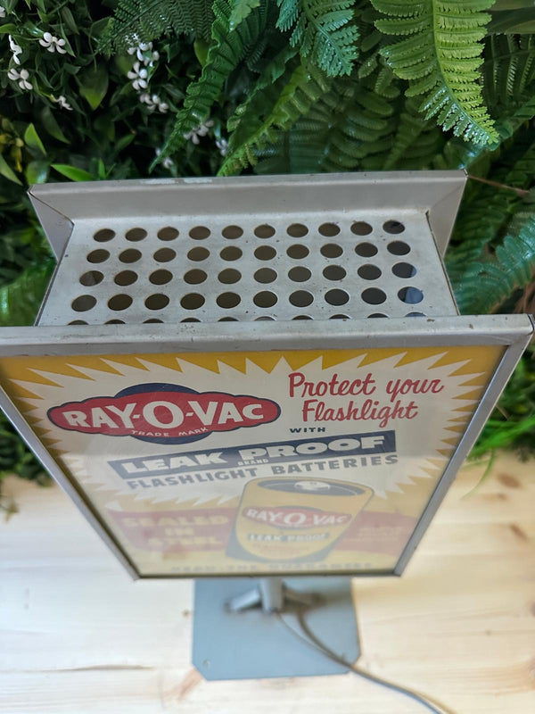 Ray-O-Vac “Leak Proof Batteries” Light-Up Advertising Display