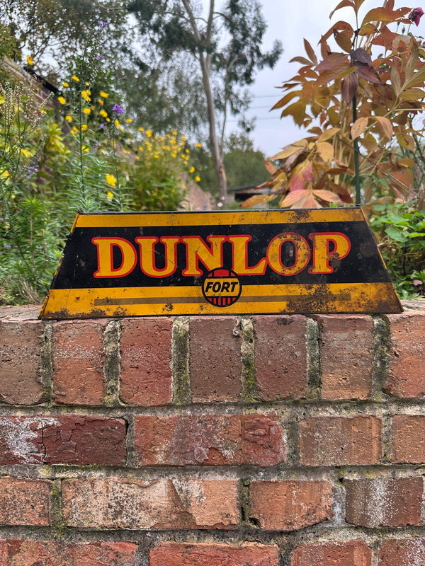 Dunlop Fort Tin Tyre Stand