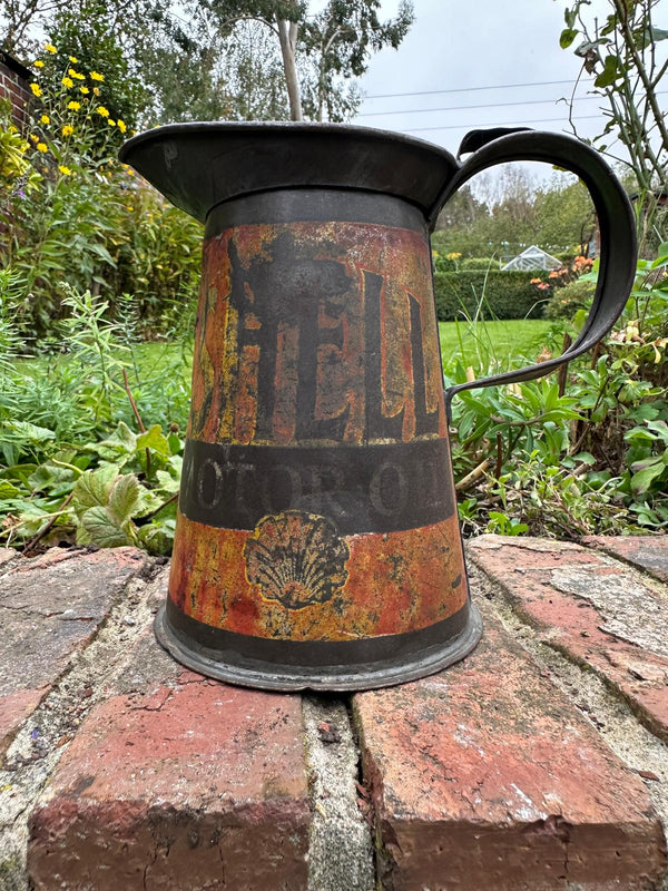 Shell 1 Quart Oil Pourer