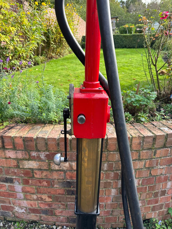 Avery Hardoll CH1 Hand-Operated Petrol Pump