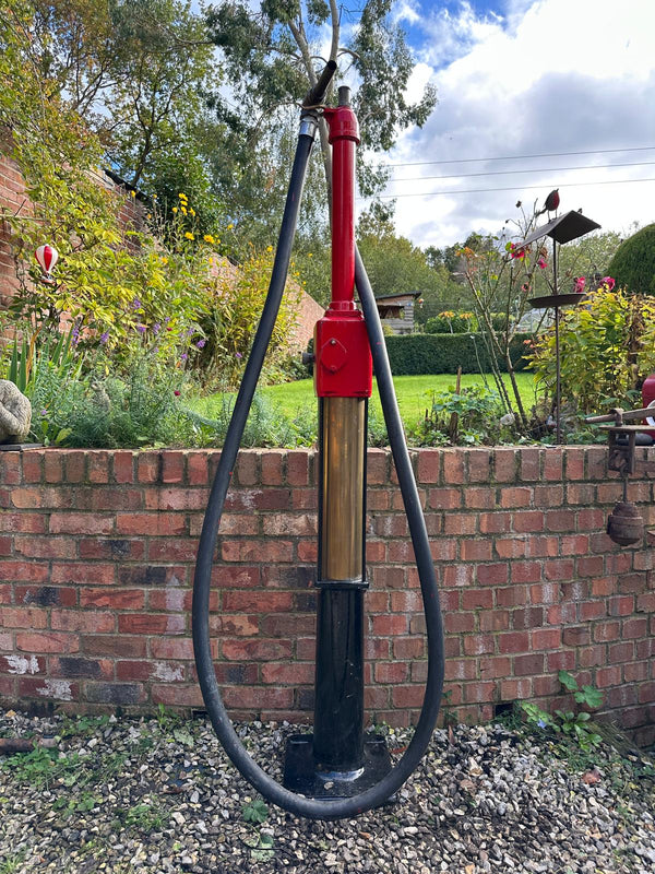 Avery Hardoll CH1 Hand-Operated Petrol Pump
