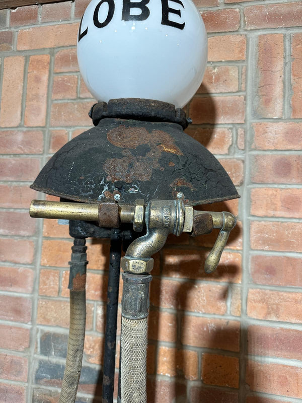 Bowser 1920s Petrol Pump with Glass Globe
