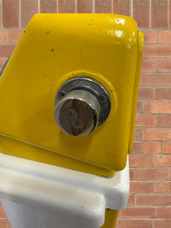 Presetair White and Yellow Tyre Inflator